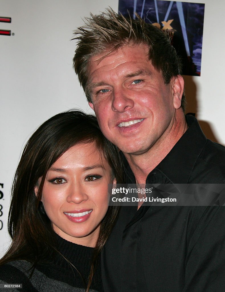 Actor Kenny Johnson and his wife Cathleen Oveson attend "The Riches"... News Photo Getty Images