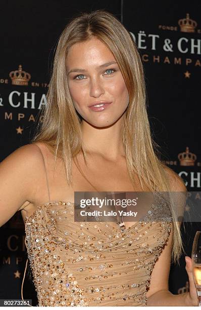 Bar Refaeli