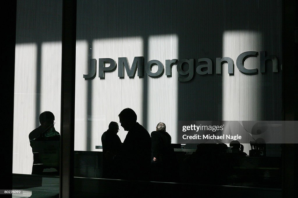 JP Morgan Chase Props Up Ailing Bear Stearns