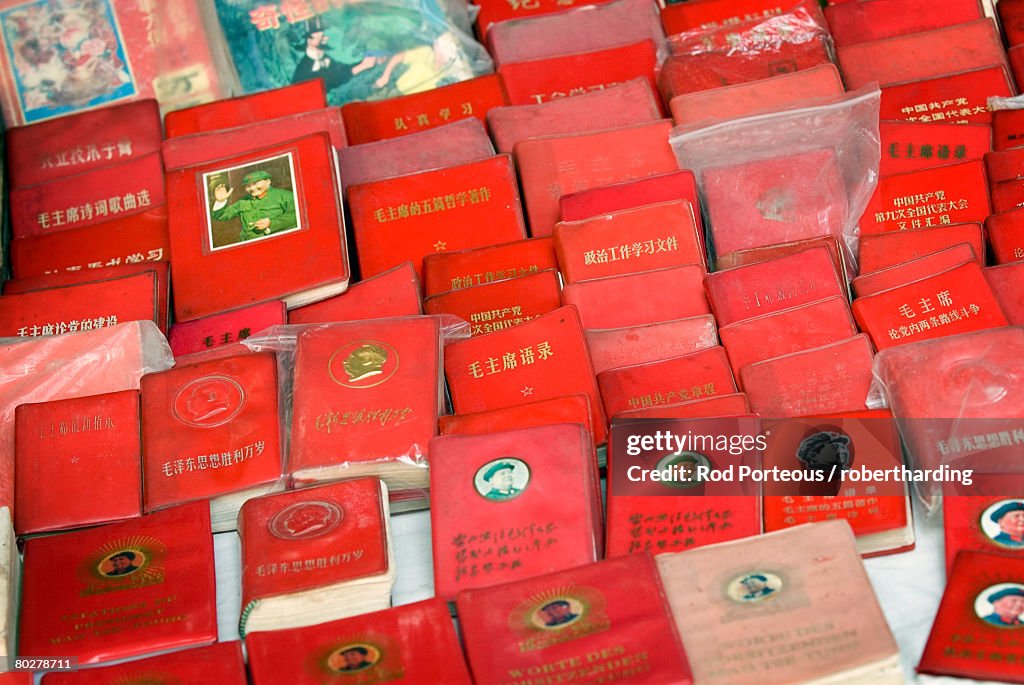 Little Red Book for sale, communist memorabilia, Dali, Yunnan, China, Asia