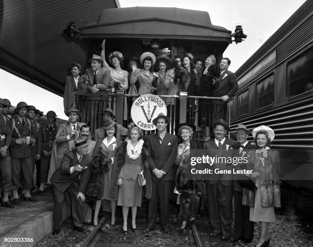 Frances Langford;Pat O'Brien;Rise Stevens;Faye McKenzie;Arlene Whelan;Desi Arnaz;Eleanor Powell;Charlotte Greenwood;Frank McHugh -- Bottom: Charles...