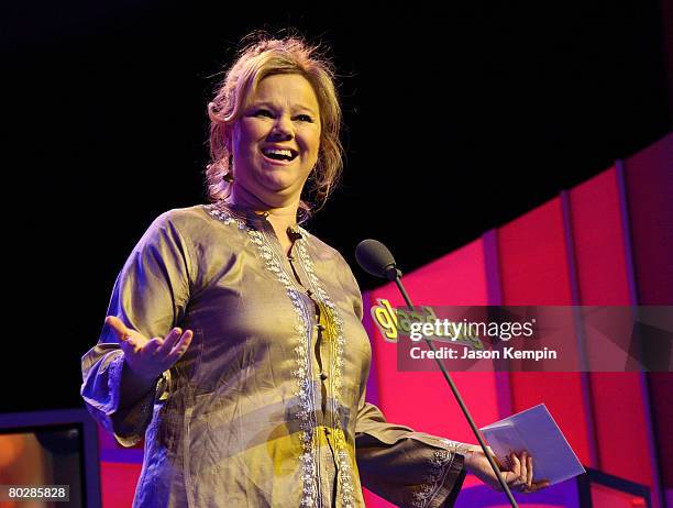 Caroline Rhea Design 622 The Caroline Rhea Show Stock Photos, High-Res Pictures, and Images ...