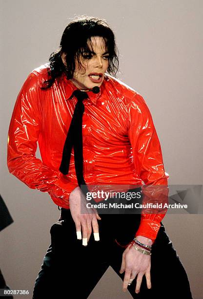 Michael Jackson performs on stage at the taping of the ?American Bandstand?s 50th ? A Celebration!", to air on ABC TV on May 3, 2002.