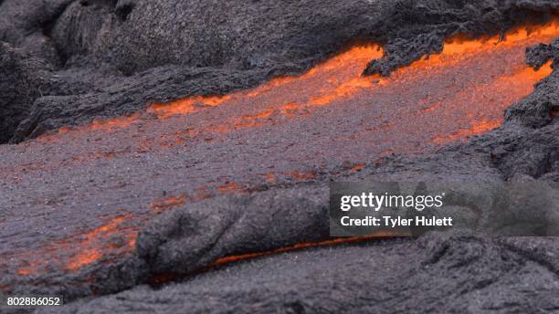 close up of lava river - kalapana 個照片及圖片檔