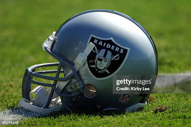 S Ridell 79 Riddell Helmet Photos & High Res Pictures - Getty Images