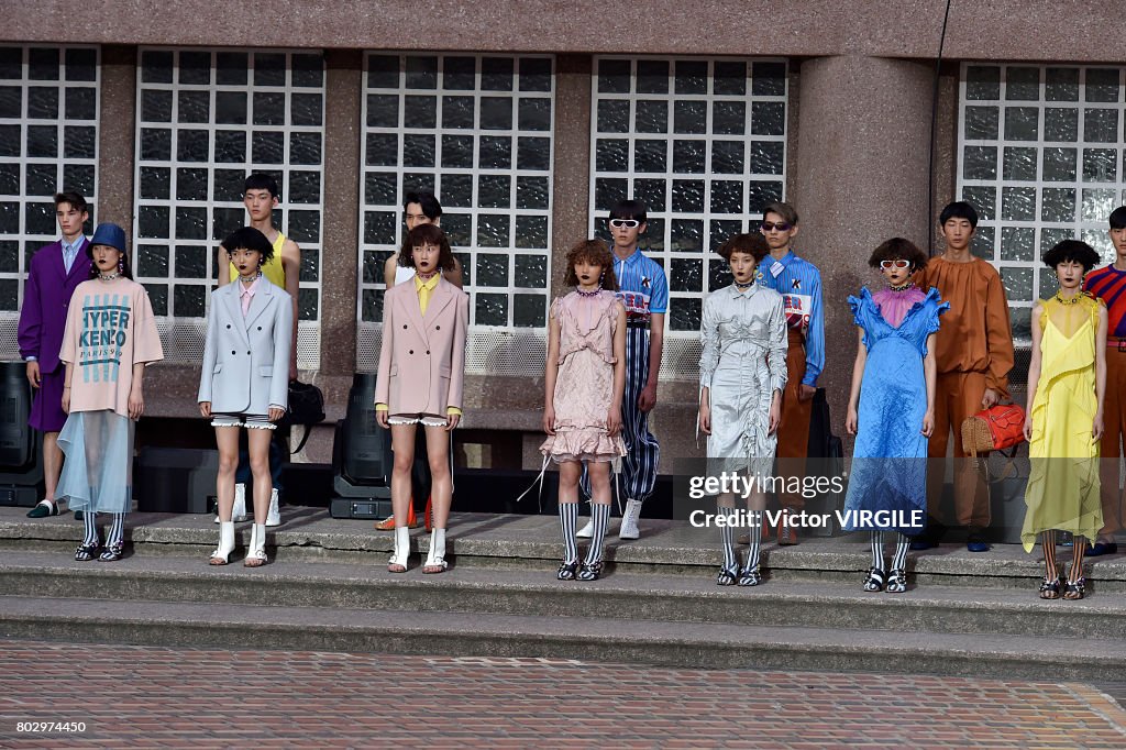 Kenzo : Runway - Paris Fashion Week - Menswear Spring/Summer 2018