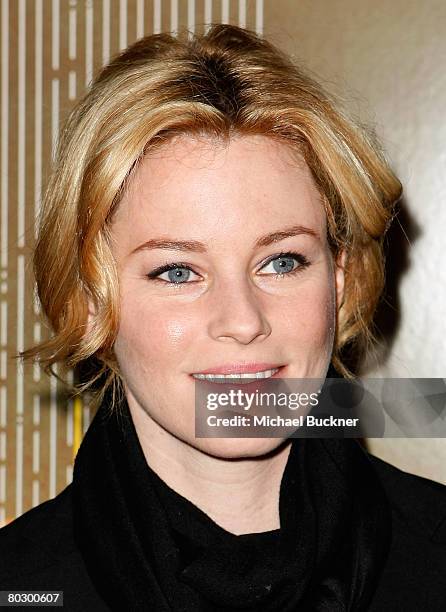 Actress Elizabeth Banks arrives at the premiere of "Just Add Water" at the DGA on March 18, 2008 in Los Angeles, California.