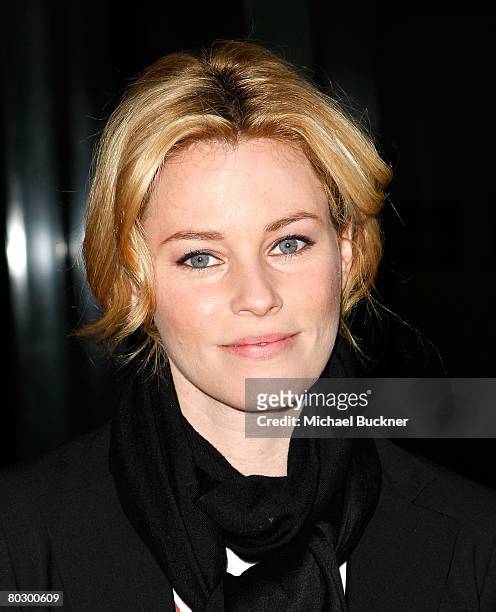 Actress Elizabeth Banks arrives at the premiere of "Just Add Water" at the DGA on March 18, 2008 in Los Angeles, California.