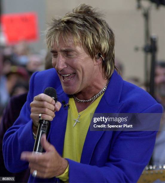 Rod Stewart Rocker 200 Rod Stewart Today Stock Photos, High-Res Pictures, and Images ...