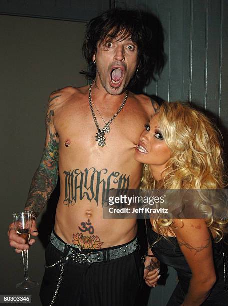 468 Tommy Lee Tattoo Photos and Premium High Res Pictures - Getty Images