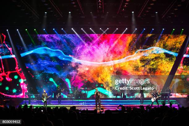 Enrique Iglesias performs at The Palace of Auburn Hills on June 28, 2017 in Auburn Hills, Michigan.