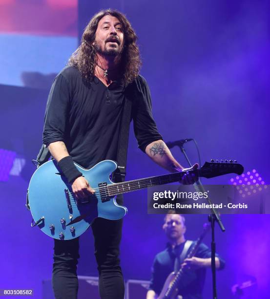 Foo Fighters perform on day 3 of the Glastonbury Festival 2017 at Worthy Farm, Pilton on June 24, 2017 in Glastonbury, England.