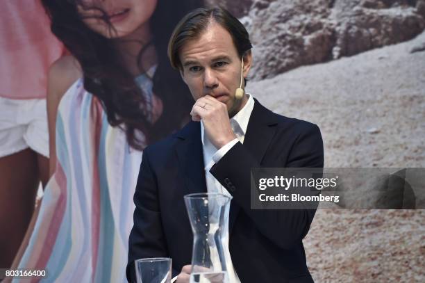 Karl-Johan Persson, chief executive officer of Hennes & Mauritz AB , speaks during an earnings news conference in Stockholm, Sweden, on Thursday,...
