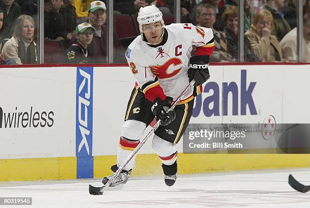 Jarome Iginla of the Calgary Flames carries the puck down the ice against the Chicago Blackhawks on March 16, 2008 at the United Center in Chicago,...