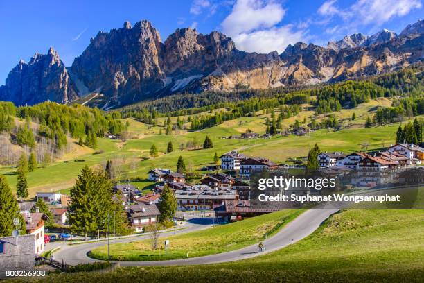 dolomite mountains, italy - trentino stock pictures, royalty-free photos & images