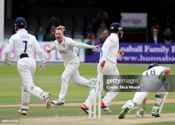 Simon Harmer of Essex wheels away in delight during the Specsavers County Championship Division One match between Essex and Middlesex at the Cloudfm...