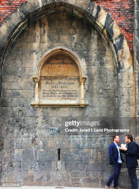 Scale Relativity Photos and Premium High Res Pictures - Getty Images