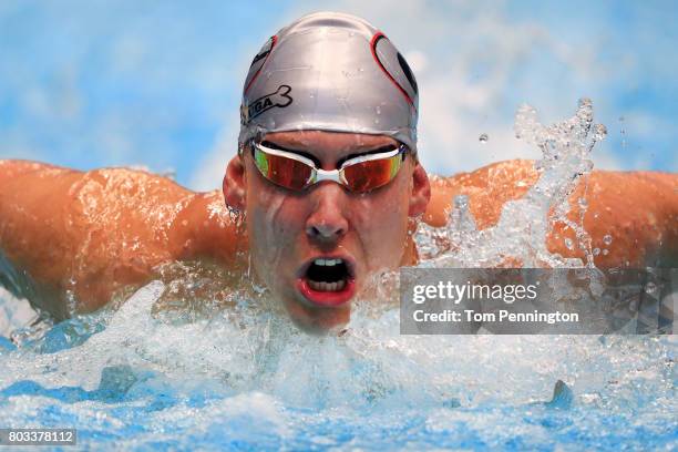 Chase Kalisz competes in a Men's 400 LC Meter Individual Medley heat race during the 2017 Phillips 66 National Championships & World Championship...