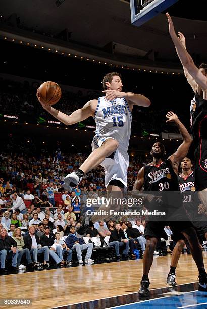 Hedo Turkoglu of the Orlando Magic passes against the Philadelphia 76ers at Amway Arena on March 21, 2008 in Orlando, Florida. NOTE TO USER: User...