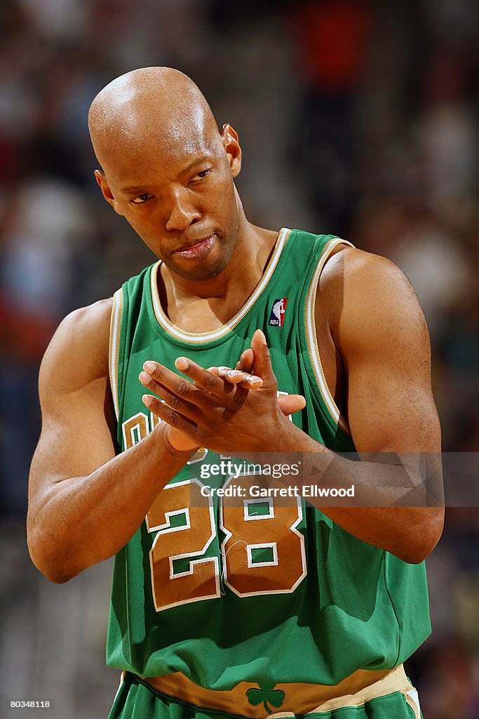 Boston Celtics v New Orleans Hornets
