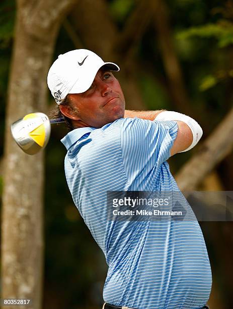 Bo Van Pelt hits his tee shot on the 15th hole during the final round of the Puerto Rico Open presented by Banco Popular held on March 23, 2008 at...