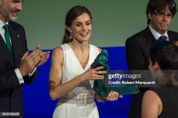 Queen Letizia of Spain attends the 'Princesa de Girona' foundation awards held at the Palacio de Congressos de Girona on June 29, 2017 in Girona,...