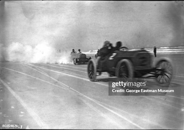Early 1900s Rally Racing 11,243 Beach Car Race Stock Photos, High-Res Pictures, and Images ...