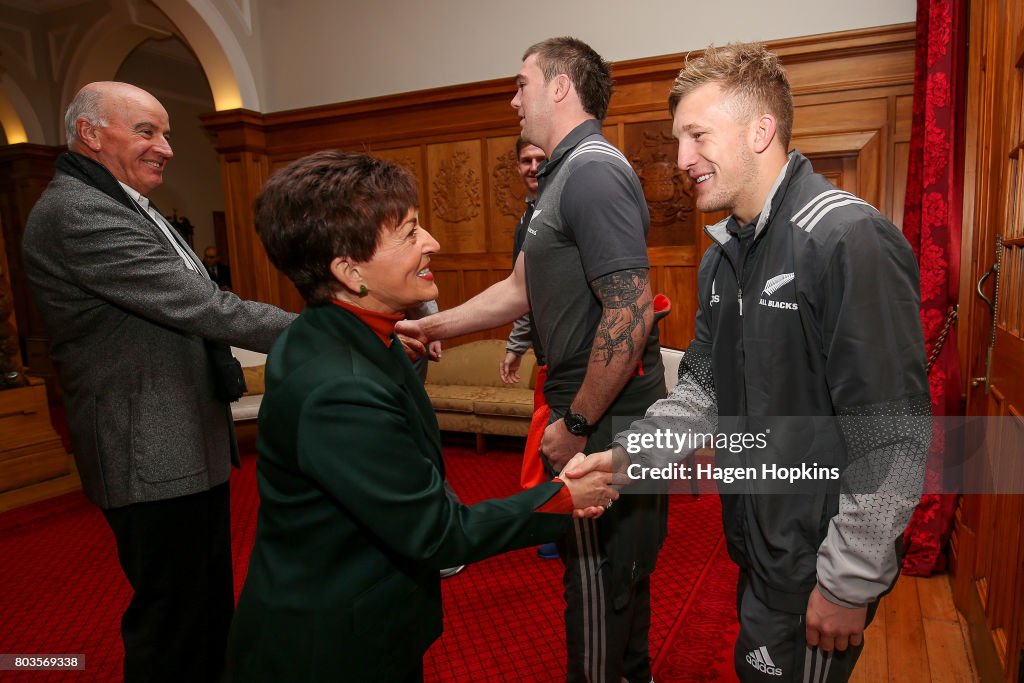 New Zealand All Blacks Skills Session At Government House