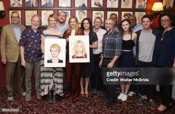 Barry Grove, Michael McKean, Cynthia Nixon, Laura Linney, Francesca Carpanini, Michael Benz and Lynne Meadow attend the portrait unveilings of Laura...