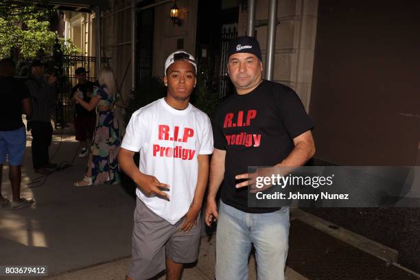 Prodigy Rapper Dad 374 Prodigy (Rapper) Stock Photos, High-Res Pictures, and Images ...