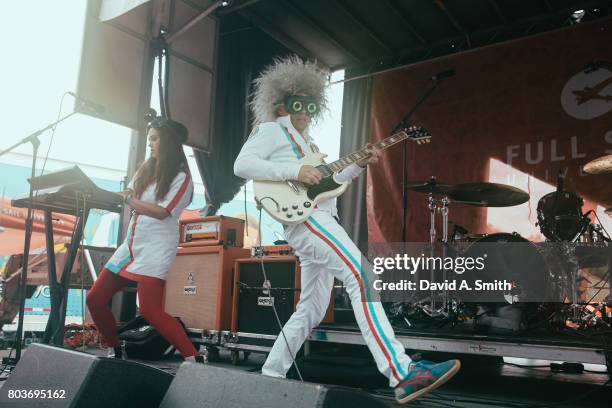 Miranda Markley, aka Miranda Plastic and Tyson Markley, aka Tyson Plastic of The Fantastic Plastics perform during the 2017 Vans Warped Tour at...