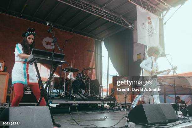 Miranda Markley, aka Miranda Plastic and Tyson Markley, aka Tyson Plastic of The Fantastic Plastics perform during the 2017 Vans Warped Tour at...