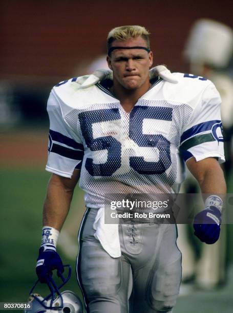 Seattle Seahawks linebacker Brian Bosworth during a 35-13 win over the Los Angeles Raiders on October 25, 1987 at Los Angeles Memorial Coliseum in...