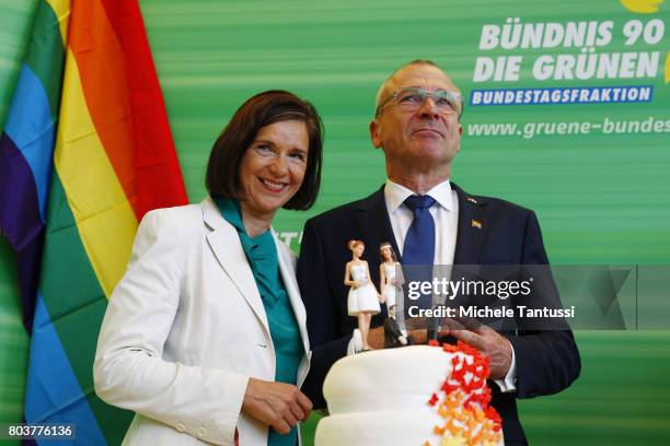 Green Party Chairman and candidate for the german federal election Katrin Goering-Eckart and Volker Beck member of the green party fraction in...