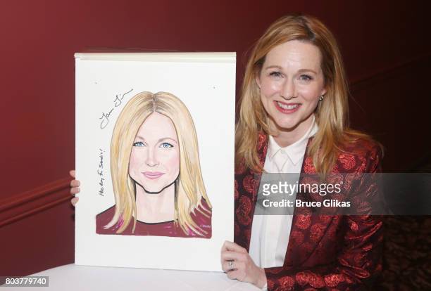 Laura Linney gets honored for her performance in "Lillian Hellman's The Little Foxes" on Broadway with a caricature portrait at Sardis on June 29,...