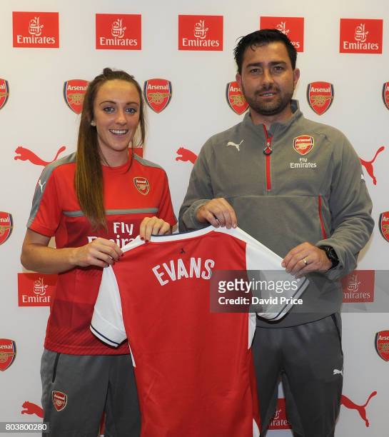 Arsenal Ladies latest signing Lisa Evans poses with Arsenal Ladies Manager Pedro Martinez Losa during a photocall at London Colney on May 16, 2017 in...