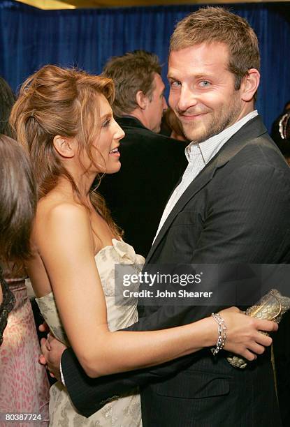 Jennifer Esposito and Bradley Cooper