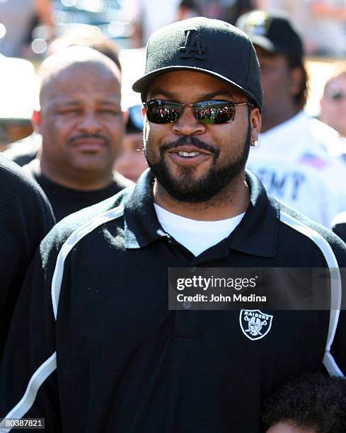 Actor Ice Cube before the San Diego Chargers 27-14 defeat of the Oakland Raiders October 16, 2005 at McAfee Coliseum in Oakland, California.