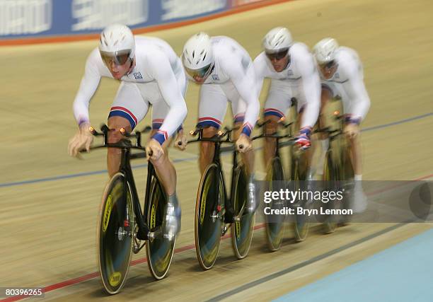 Edward Clancy, Geraint Thomas, Paul Manning and Bradley Wiggins of Great Britan in action during qualifying for the Men's Team Pursuit, during the...