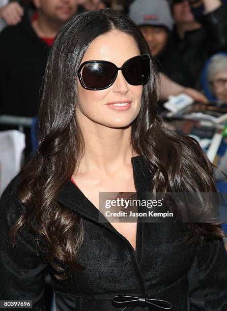 Actress Demi Moore visits "The Late Show With David Letterman" at the Ed Sullivan Theater on March 24, 2008 in New York City.