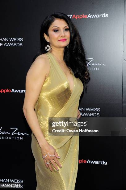 Donna D'Cruz attends 2017 Stephan Weiss Apple Awards at Urban Zen on June 7, 2017 in New York City.