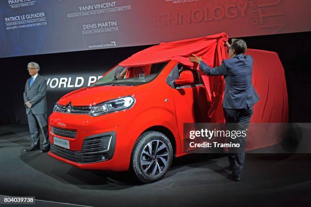 citroen jumpy on the international premiere - corporate car fleet stock pictures, royalty-free photos & images