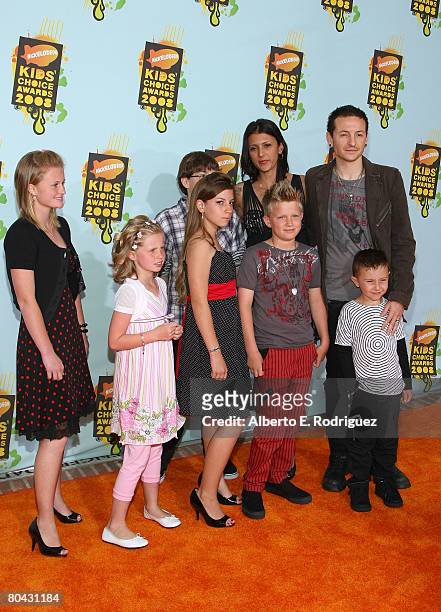 Singer Chester Bennington and guests arrives at Nickelodeon's 2008 Kids' Choice Awards held at UCLA's Pauley Pavilion on March 29, 2008 in Westwood,...