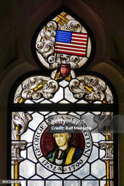 close-up of president washington protrait and usa flag as stained-glass windows. bavaria, munich new town hall. - bavaria flag stock pictures, royalty-free photos & images
