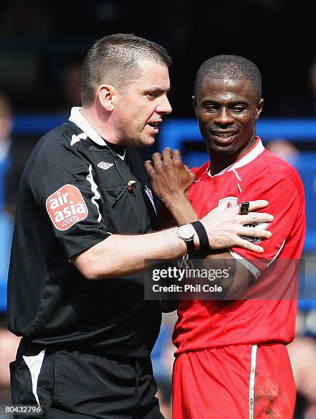 George Reader Referee 1,248 Phil Dowd Referee Photos & High Res Pictures - Getty Images