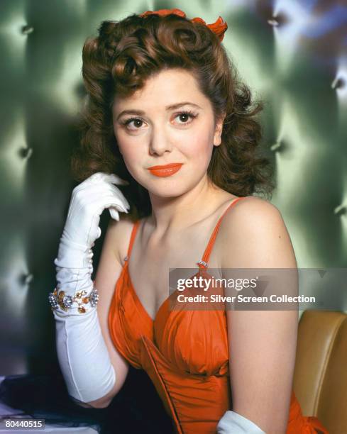 Ann Rutherford Rifle Ann Rutherford 1945 Photos et images de collection - Getty Images
