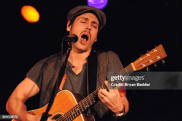 379 Raine Maida Stock Photos, High-Res Pictures, and Images - Getty Images