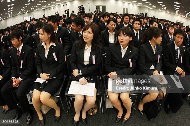 New recruits wait for the start of the 2008 Initiation Ceremony at Roppongi Academy Hills on April 1, 2008 in Tokyo, Japan. 514 new recruits atetnded...