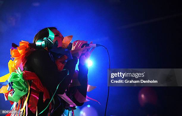 Singer From Css 129 Brazil Css Stock Photos, High-Res Pictures, and Images - Getty Images