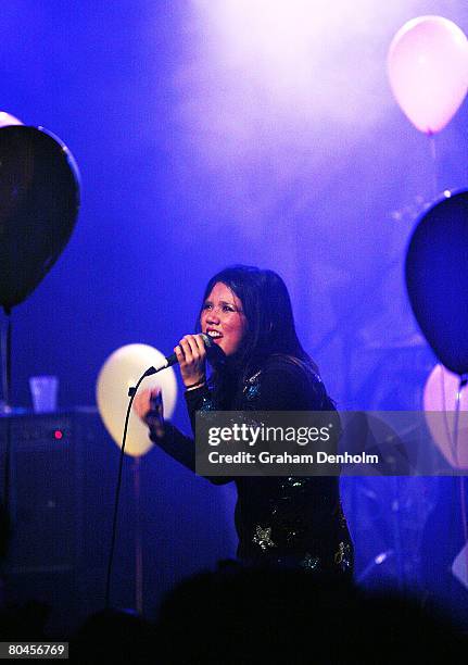 Singer From Css 129 Brazil Css Stock Photos, High-Res Pictures, and Images - Getty Images